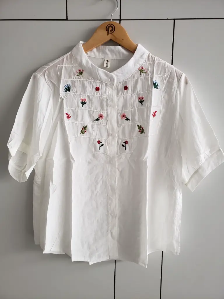 Classic White Embroidered Soft Linen Top