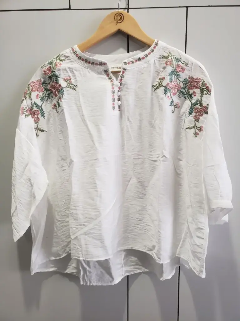 Floral Embroidered White Soft Linen Free Size Top