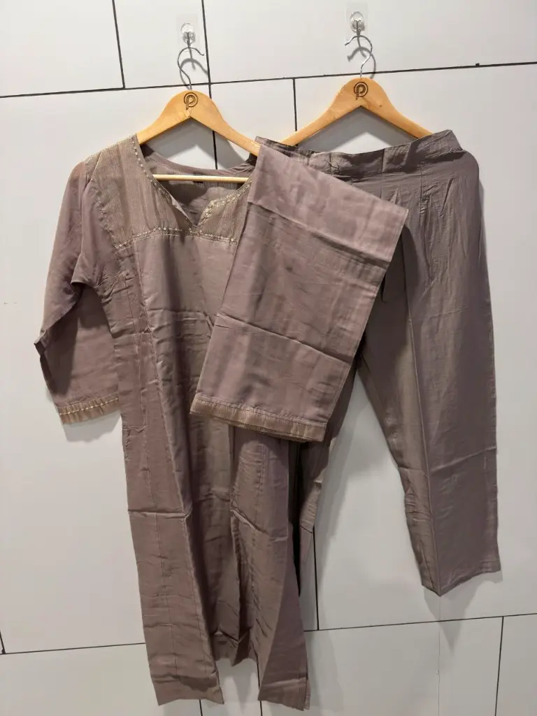 Dusty Taupe Zari Yoke Banarasi Mull Chanderi Kurta Set