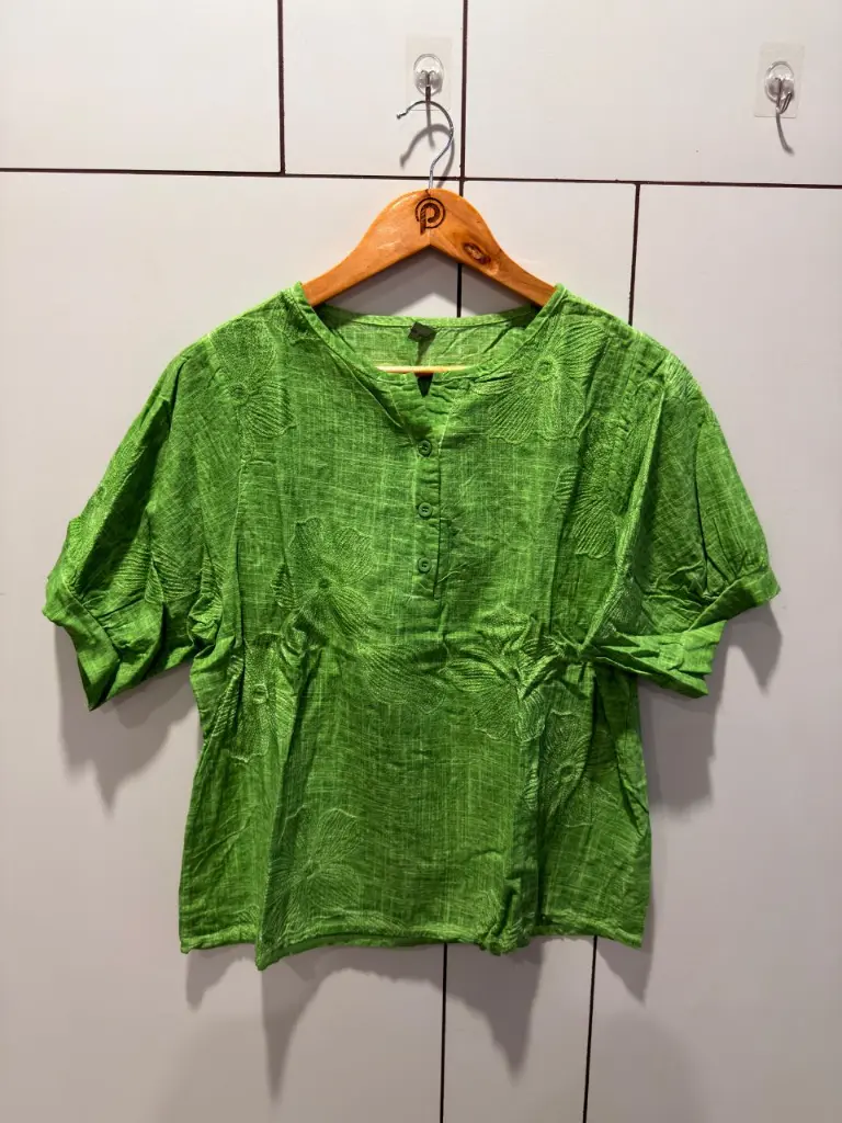 Parrot Green Floral Threadwork Free Size Linen Top
