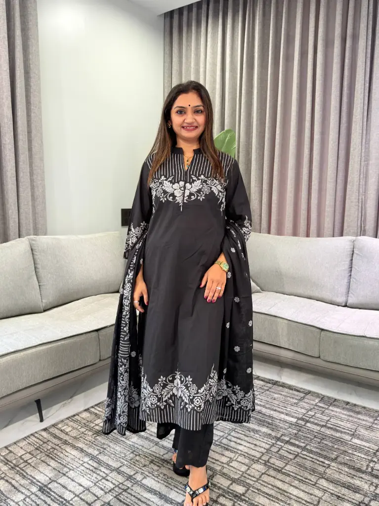 Jet Black Cotton Floral & Striped Printed Kurta Set