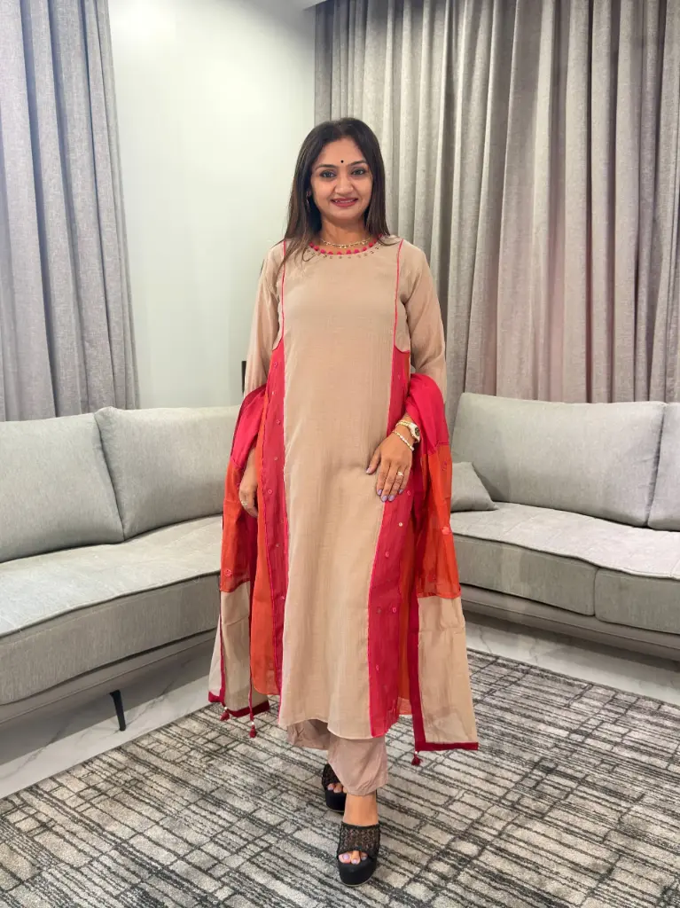 Beige & Rani Pink Colorblocked Banarasi Mull Chanderi 3-Piece Suit Set