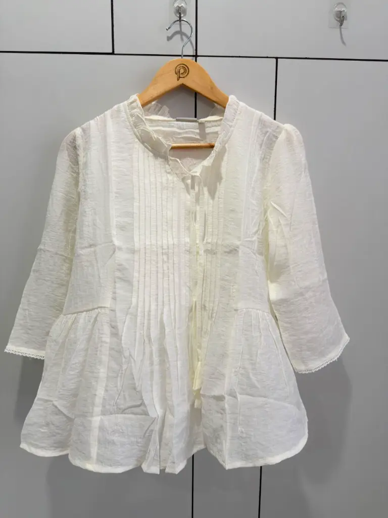 Off-White Pleated Ruffle-Collar Pure Imported Linen Peplum Top