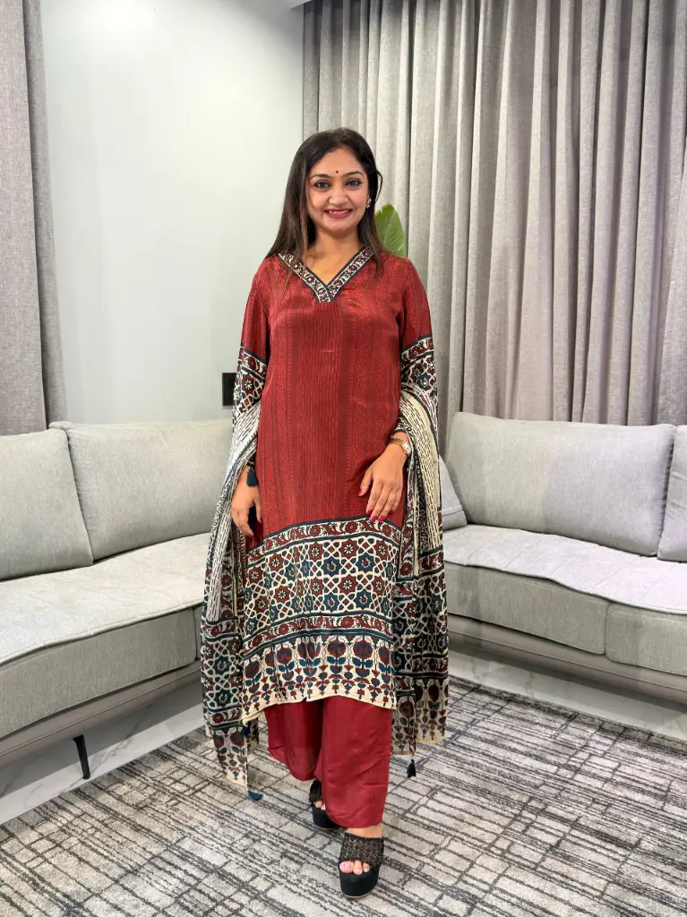 Rust Red & Teal Blue Crepe Printed 3-Piece Kurta Set