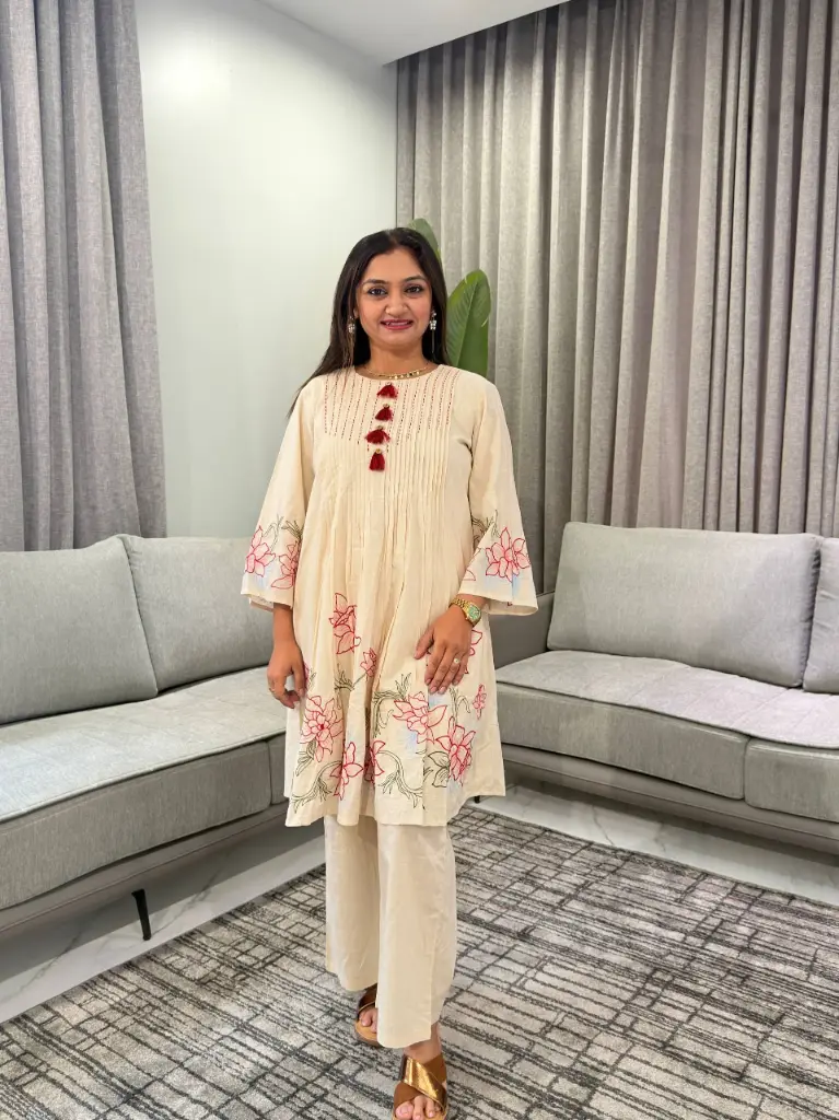 Off-White Floral Embroidered Pure Mull Mull Cotton Co-Ord Set