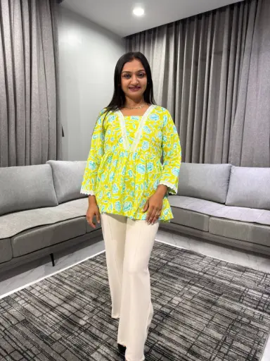 Lemon Breeze Printed Cotton Top