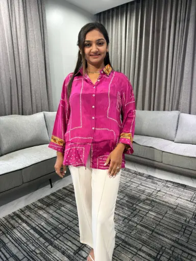 [2348] Fuchsia Geometric Natural Crepe Designer Shirt