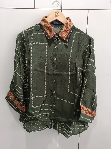 [2360] Emerald Maze Natural Crepe Shirt