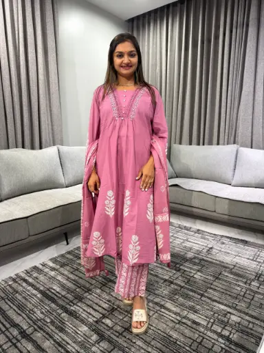 [2365] Blush Rose Embroidered 3-Piece Kurta Set
