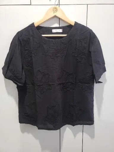 [2492] Midnight Bloom Premium Soft Linen Top