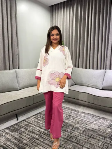 [2541] Off-White & Magenta Floral Embroidered Cotton Co-ord Set