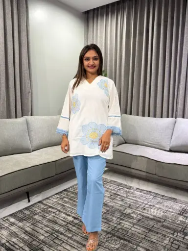 [2542] Off-White & Slate Blue Floral Embroidered Cotton Co-ord Set