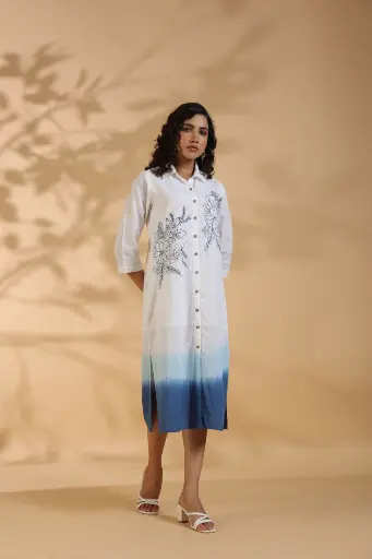 [2557] White & Indigo Blue Ombré Floral Shirt Dress