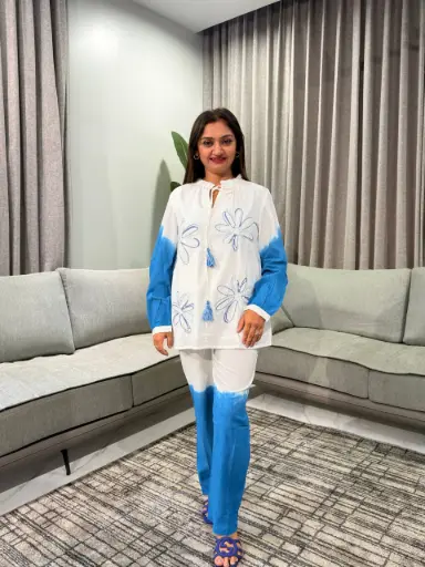 [2565] Teal Blue Dip-Dye Floral Embroidered Cotton Co-Ord Set