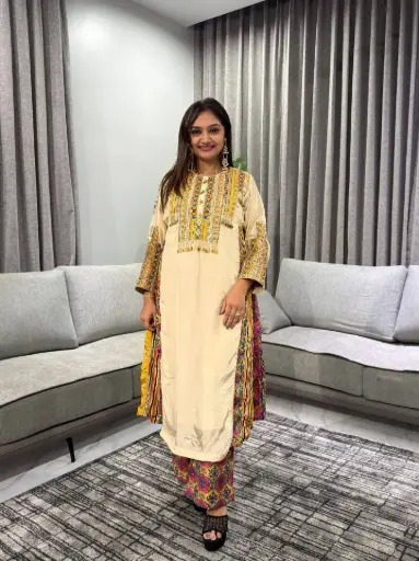 [2644] Ivory Heritage Crepe Kurta Set