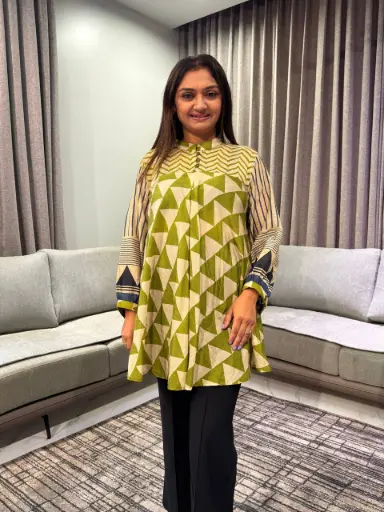 [2693] Olive Green & Cream Geometric Triangle Print Pure Muslin Tunic