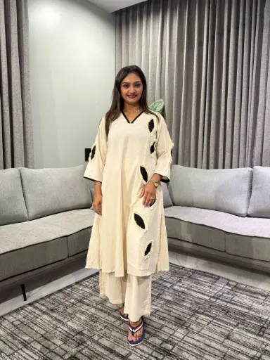 [2710] Ivory Heritage Cotton Kurta Set