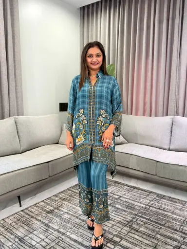[2776] Teal Blue Floral & Crane Printed Natural Crepe Co-Ord Set