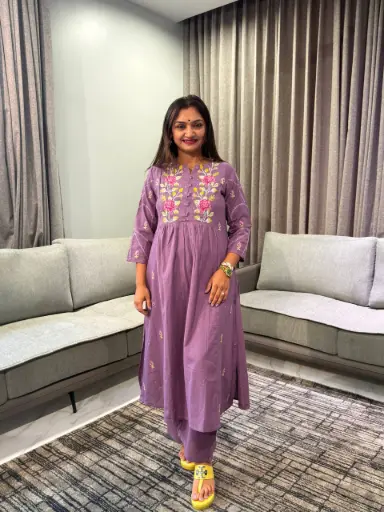 [2870] Dusty Mauve Floral Embroidered Soft Cotton Kurta Set