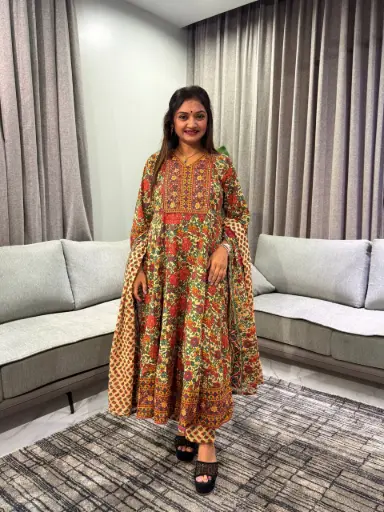 [2875] Beige and Red Kalamkari Floral Print Cotton 3-Piece Kurta Set