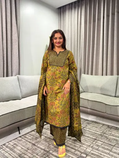 [2882] Olive Green Floral Printed Cotton Kurta Set with Checkered Palazzo & Dupatta