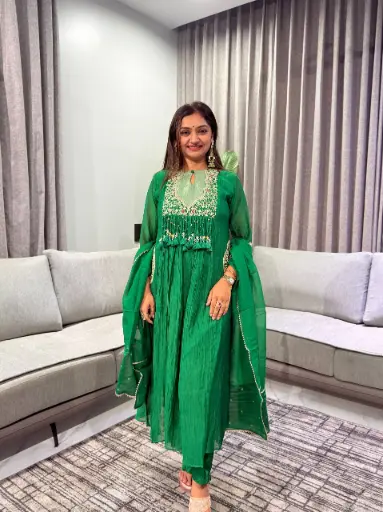[2939] Emerald Green Dola Silk Hand-Embroidered Tassel Anarkali Set