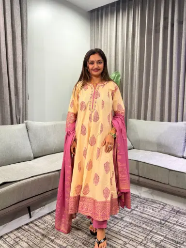 [2981] Magenta Paisley Mull Cotton Anarkali Set