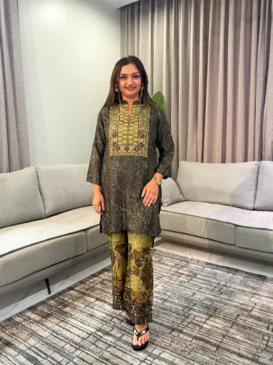 [3048] Olive Black Kalamkari Hand-Worked Viscose Crepe Co-ord Set