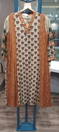 [3053] Rust Orange Floral Hand-Worked Viscose Crepe Set