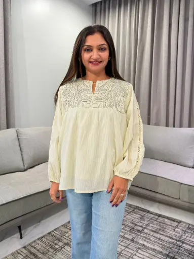 [3059] Beige Cream Embroidered Sily Cotton Top