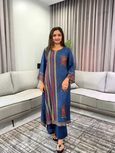 [3063] Peacock Blue Mughal Motif Muslin Crepe Kurta Set