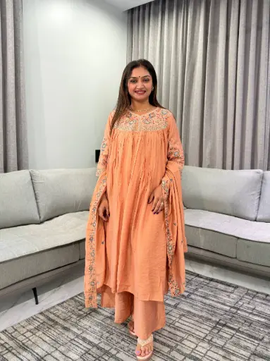 [3174] Peach Coral Floral Embroidered Pure Mull Crush Chanderi 3-Piece Set