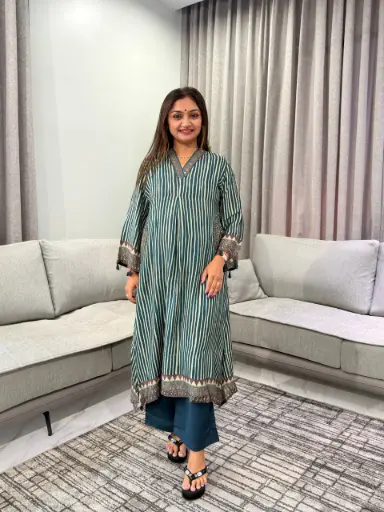 [3183] Teal Blue Striped Pure Muslin Crepe 2-piece kurta Set