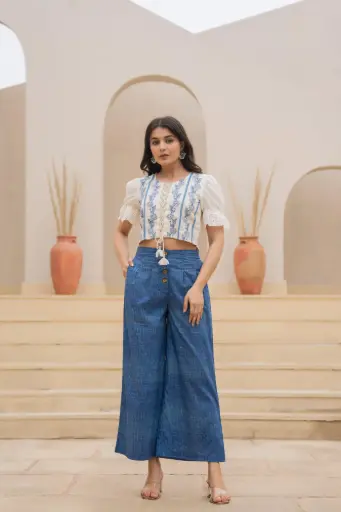 Mehar Coastal Bloom Embroidered Set